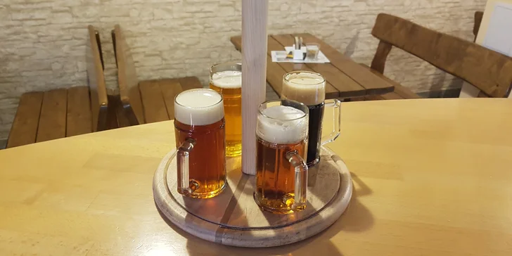 Degustace piv v novém ostravském minipivovaru Žíznivý dromedár