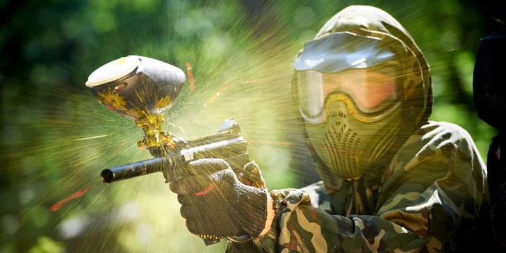 3 h paintballu u Opavy pro 1 i 10 lidí: zbraň, mundúr, rukavice a 100 kuliček pro každého