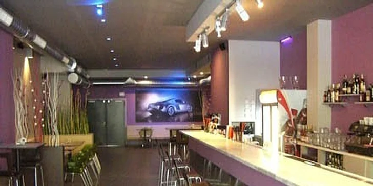 50 Kč za drink Tequila Sunrise v novém Cocktail Baru v hodnotě 100 Kč