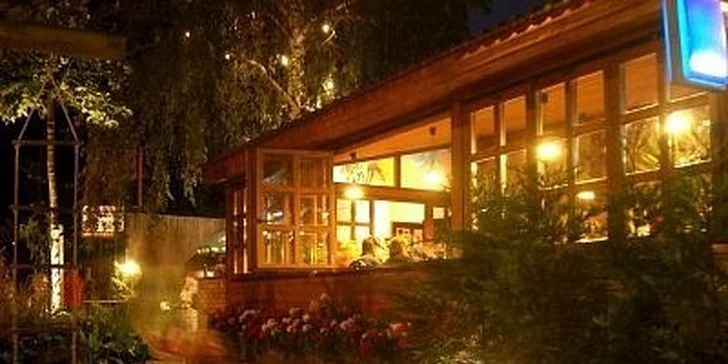 400 Kč za tříchodové menu s vínem, karafou neperlivé vody pro 2 osoby