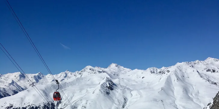 Lyžařský zájezd na 2 - 3 noci do Passo Tonale s polopenzí a skipasem