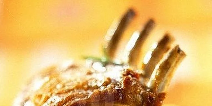 249 Kč za obří menu pro dva a k tomu 2hodiny Bowlingu zdarma. Sleva 75 %