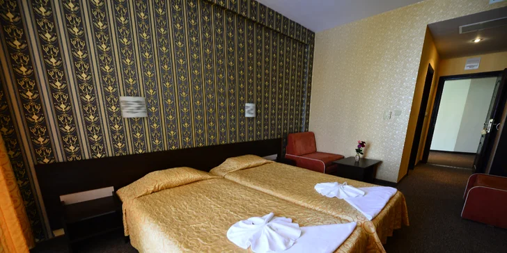 Letecky na Slunečné pobřeží: 7 nocí s all inclusive, cca 260 m od pláže
