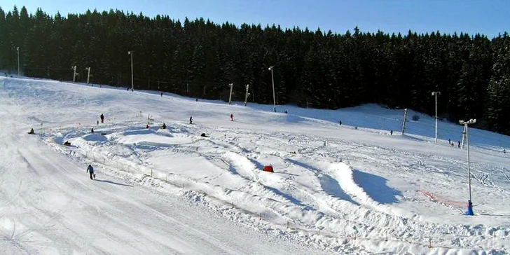 Skipas na 4 hodiny, denní i večerní lyžování ve středisku Jasenská dolina