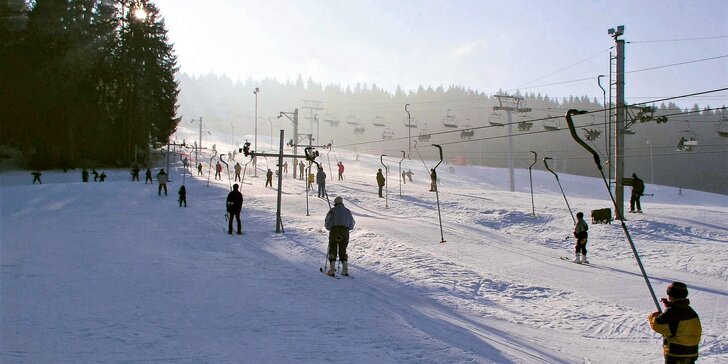 Skipas na 4 hodiny, denní i večerní lyžování ve středisku Jasenská dolina