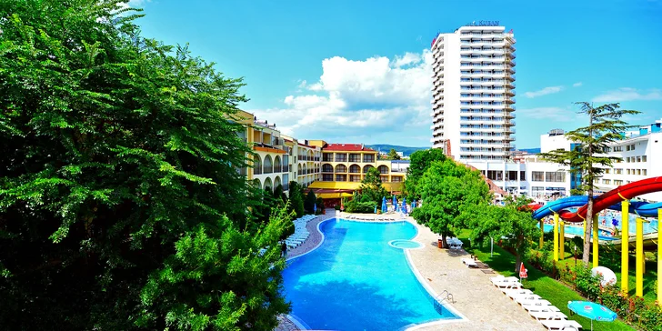 Letecky na Slunečné pobřeží: 7 nocí s all inclusive, cca 260 m od pláže