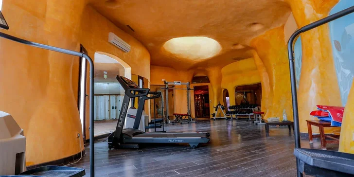 V hotelu můžete kdykoli využít fitness.