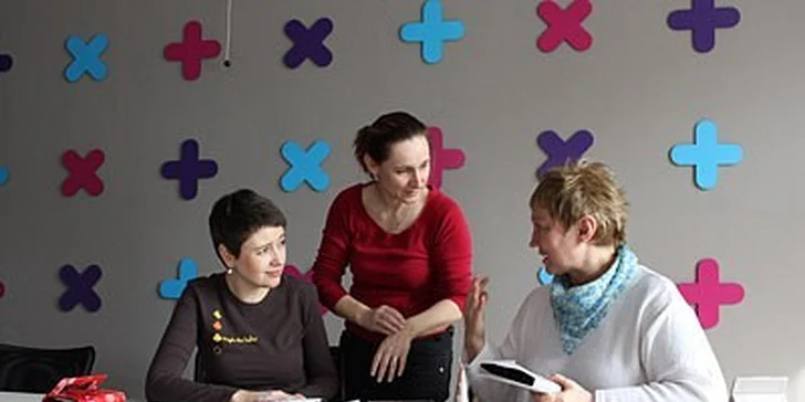 550 Kč za jarní kurz líčení s profesionály studia Náhoda se slevou 54 %