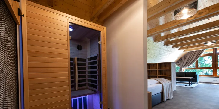 Infrasaunu můžete využívat kdykoli (romantický podkrovní apartmán).