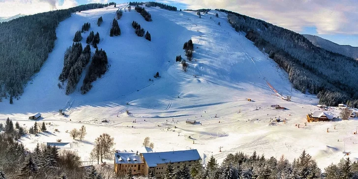Celodenní skipas do lyžařského střediska Malinô Brdo v pohoří Velká Fatra