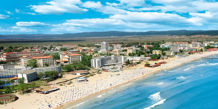 Letecky na Slunečné pobřeží: 7 nocí s all inclusive, cca 260 m od pláže