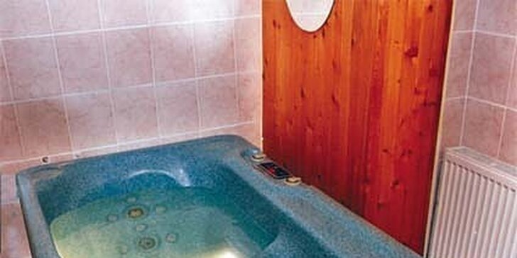 750 Kč za privátní saunu s whirlpoolem a s odpočívárnou pro max. 8 osob
