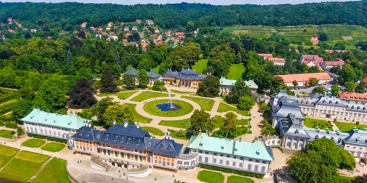 Vlakem na Popelčin zámek Moritzburg a plavba lodí do Pillnitzu v ceně