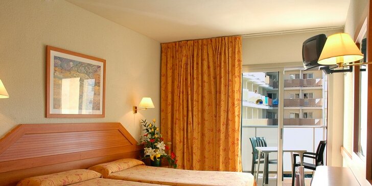 7 nocí ve 4* hotelu na Costa Brava s polopenzí; dítě do 12,99 let zdarma
