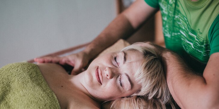 Zdravotní masáž cílená proti únavě a bolesti pohybového aparátu