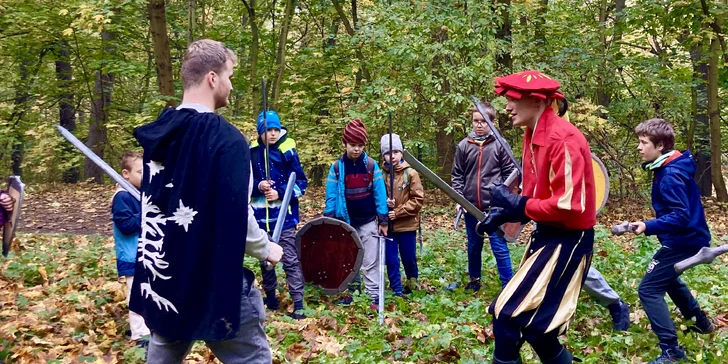 Na letním příměstském fantasy táboře Playteam Brno se vaše děti ponoří do světa dobrodružných výprav a příběhových her.