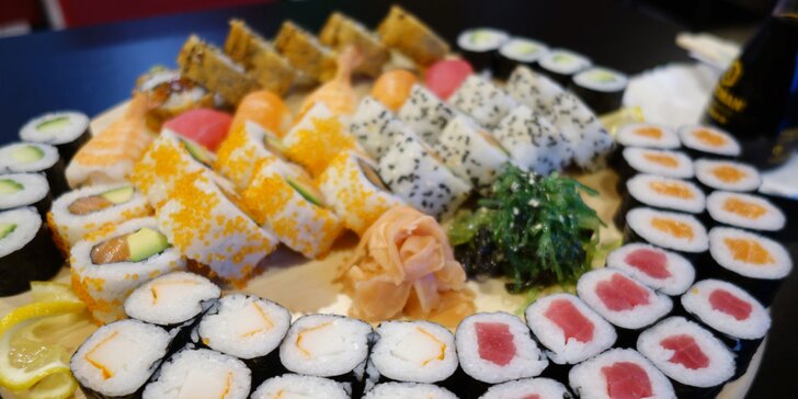 Asijská restaurace: 36 nebo 60 ks sushi s wasabi, zázvorem a sushi salátem