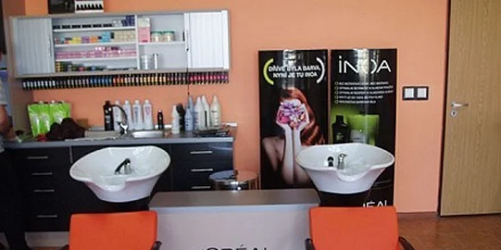 320 Kč za nový střih u kadeřnice Nely v salónu M-Hair v hodnotě 640 Kč