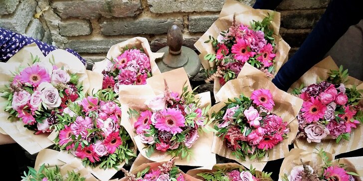 Floristické kurzy: Uvažte si kytici nebo květinovou čelenku a náramek
