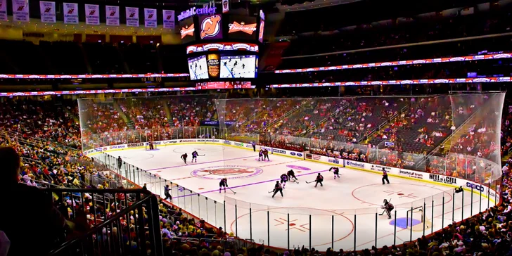 Zápas NHL NJ Devils vs. Boston Bruins v New Yorku vč. letenky a 2 nocí