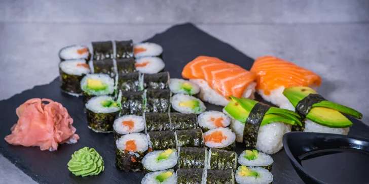 Sushi sety až na váš stůl: 24 - 36 ks s rozvozem po Praze
