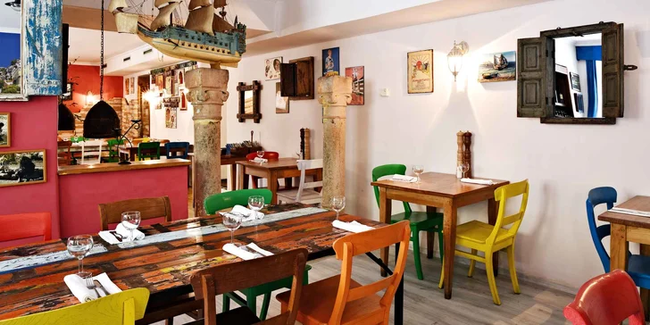 Řecké mezze menu pro 2: šneci po krétsku, bifteki mezze i smažené kalamáry