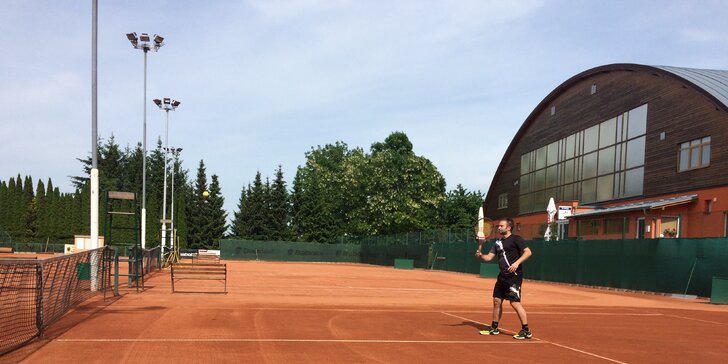 Tenisový sparing s bývalým profi hráčem Pohlem v Prostějově