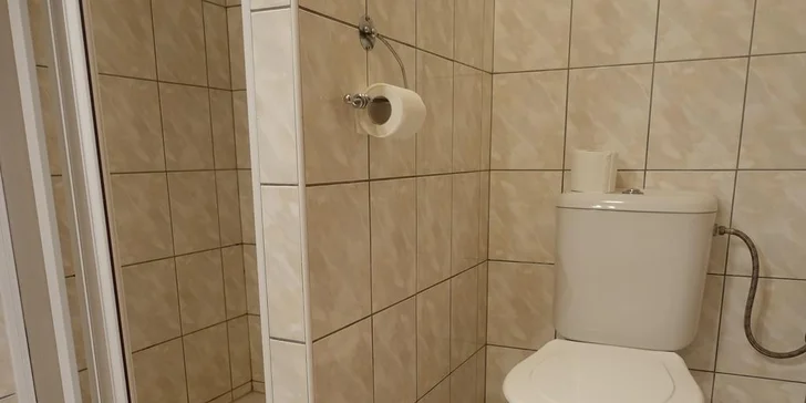 Aktivní odpočinek: pobyt s polopenzí a privátním wellness přímo pod hradem Trosky