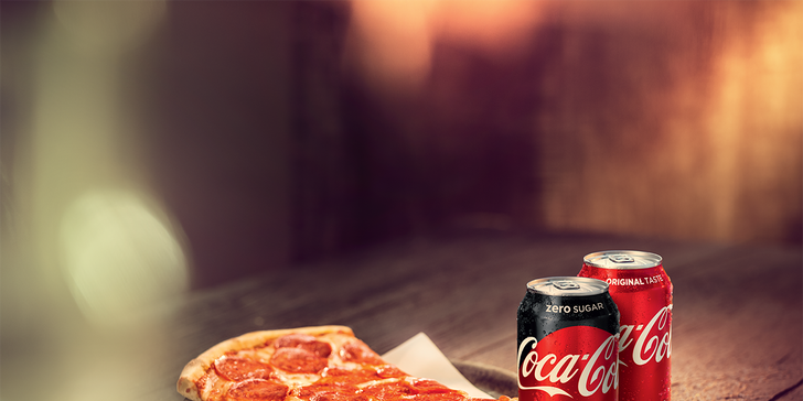 Pořádně se najezte: pizza z IL Mondo i varianta s rozvozem a Coca-Colou