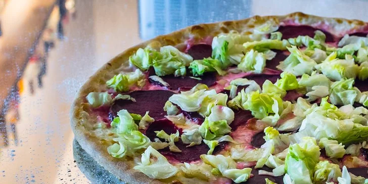 Pořádně se najezte: pizza z IL Mondo i varianta s rozvozem a Coca-Colou