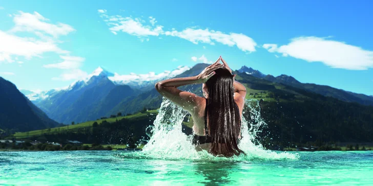 Zábava a relaxace v obřím alpském komplexu Tauern SPA s 11 bazény