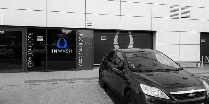 Parkování na 1–14 dní a ruční mytí aut přímo na Letišti Václava Havla