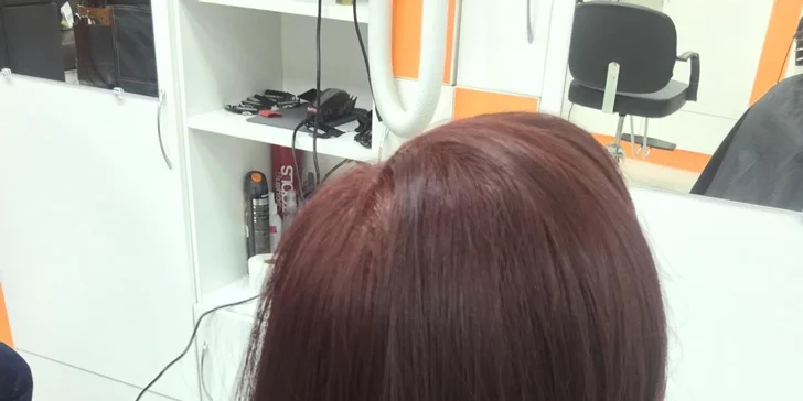 Skočte si pro nový sestřih: dámský střih na sucho a bez objednání