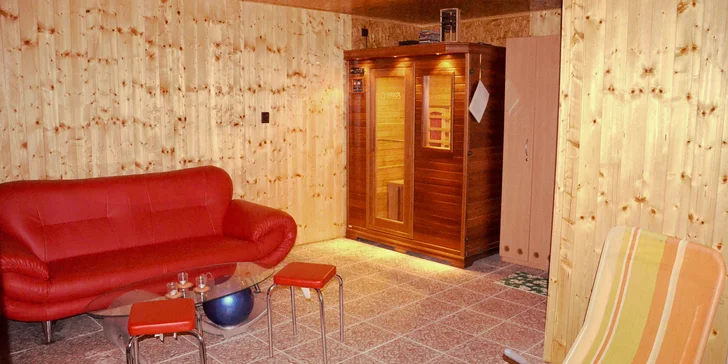 Odpočiňte si: 90 min. privátního wellness se saunami a vířivkou pro 1–6 osob