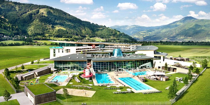 Zábava a relaxace v obřím alpském komplexu Tauern SPA s 11 bazény