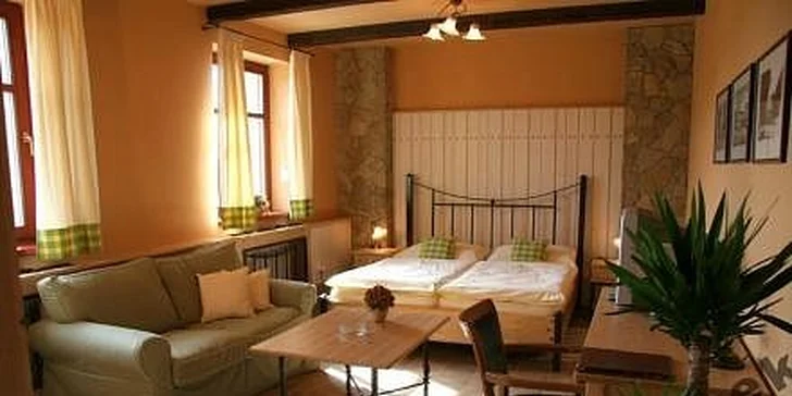 Jen 2338 Kč za víkendový pobyt v hotelu Koníček Uherské Hradiště