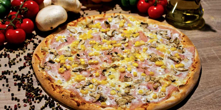 Pořádně se najezte: pizza z IL Mondo i varianta s rozvozem a Coca-Colou