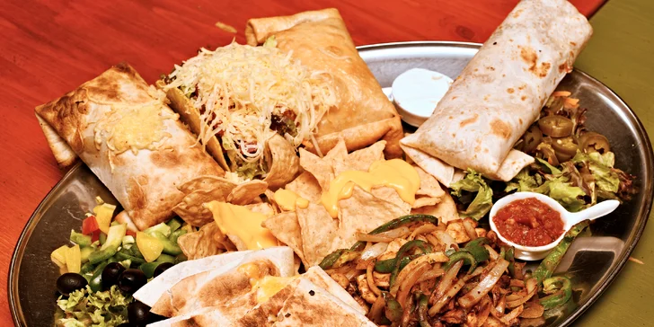 Degustační mexické menu pro 2 nebo 3–4 osoby: tacos, quesadilla i steaky