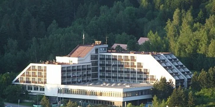 3830 Kč za týdenní relax v Beskydech v hotelu Petr Bezruč v hodnotě 6380 Kč