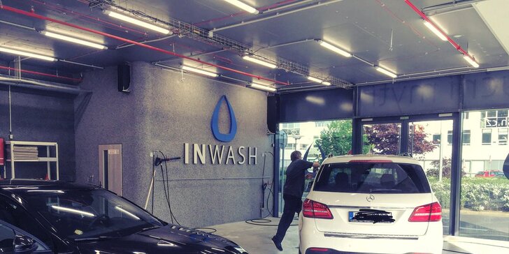 Parkování na 1–14 dní a ruční mytí aut přímo na Letišti Václava Havla