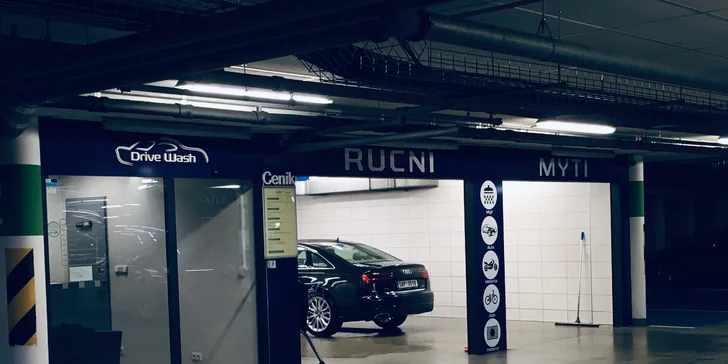 Čistá jízda: ruční mytí interiéru i exteriéru aut typu kombi i sedan