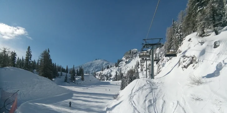 7denní zájezd na lyžování do Dolomit: doprava autobusem, ubytování a polopenze