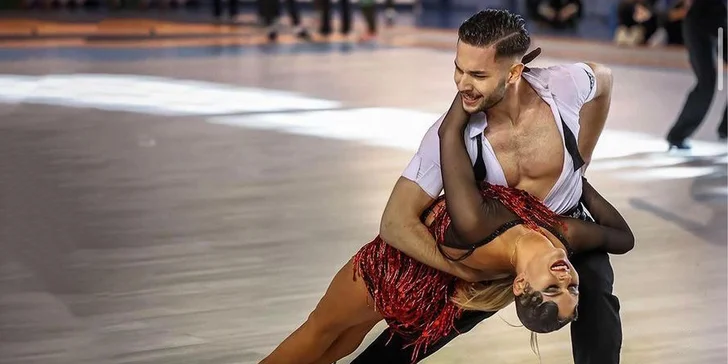 Kurz spoločenských tancov pre páry alebo kurz Latino Ladies pre dámy v City Dance