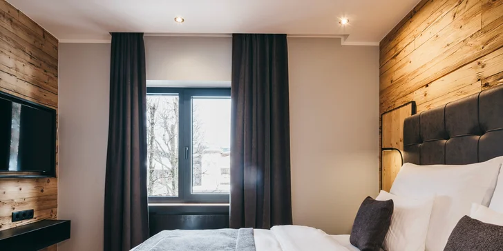 Na místě vás přivítá tradiční alpský hotel VAYA Seefeld.