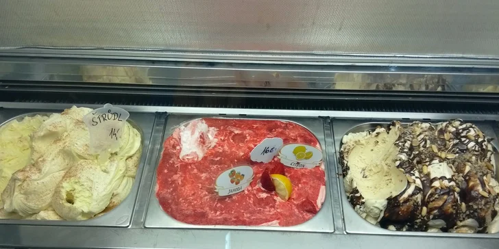 Ochutnat můžete i ovocné pyré ze 100% rozmixovaného ovoce.
