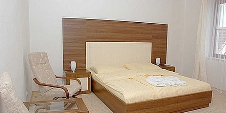 Jen 2510 Kč za víkendový pobyt v hotelu ART Písek s polopenzí pro dvě osoby