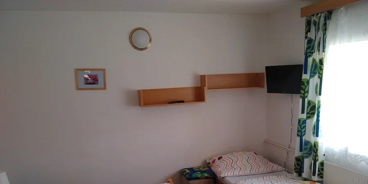 Některé pokoje jsou vybaveny přistýlkou.