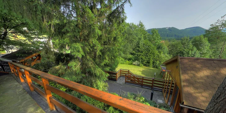 Luxusní odpočinek v moderní wellness chatě v Beskydech pro 8 osob