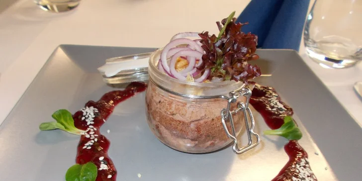 Romantické menu pro dva: prosecco, drůbeží paštika i kuřecí supreme