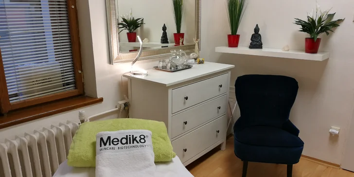 Krásná a rozjasněná pleť: Chemický peeling pro čištění a regeneraci pleti